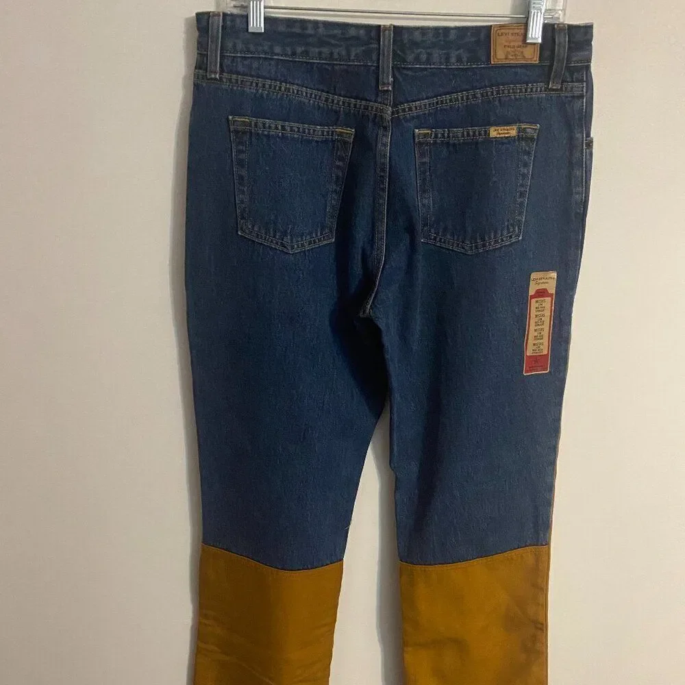 Signature by Levi Strauss Field Gear 5 pocket Mid Rise Straight jeans, size 12M